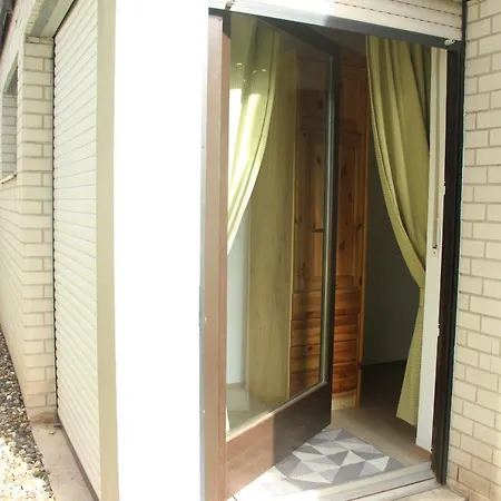 Ruhig Gelegene Mitten Im Herzens Von *