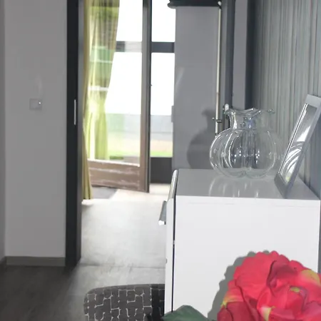 Lägenhet Ruhig Gelegene Mitten Im Herzens Von